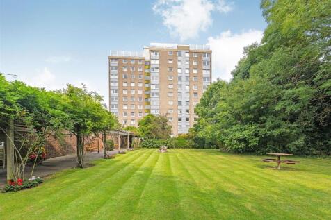 Deverill Court-7.JPG