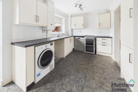 Arden Close, Colchester, CO4 photo 2