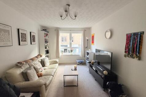 Living room 1