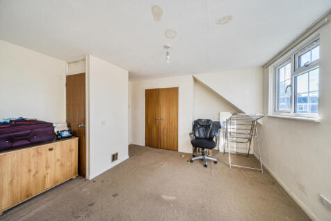 1359281-16-68dbd8...