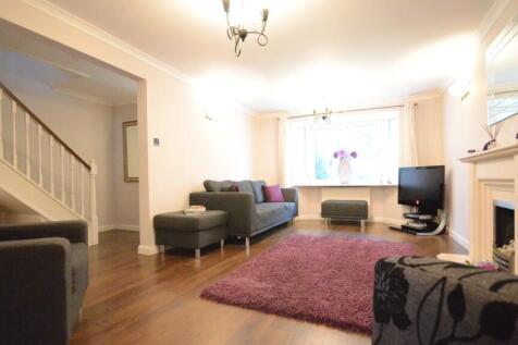 Penwood Gardens, Bracknell, Berkshire, RG12 photo 3