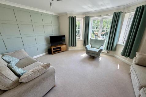 Bramleys Estate Agents - Spring Place Gardens - Mi