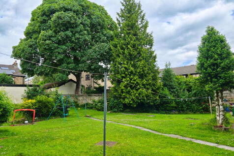 COMMUNAL GARDEN 