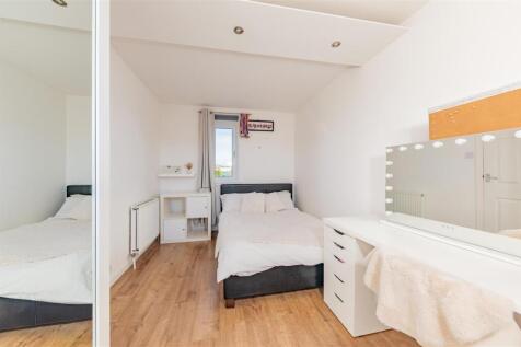 13 St Ninians Road Arbroath-12.JPG