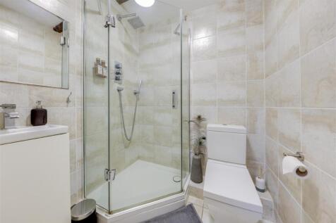 En Suite Shower Room