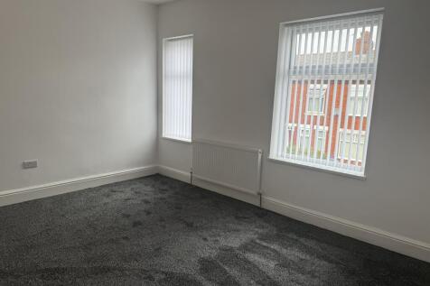 Delamere Road, Manchester M19 3WR photo 5