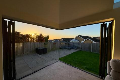 View 2 Photo, Clockhouse Grove, Burnley, 5 Bedroom