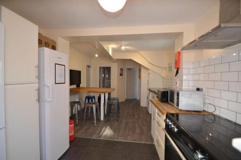 Upper Bevendean Avenue, Brighton, BN2 photo 4