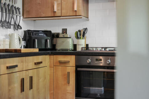 -691d990cc4f2f-l-1381149-9-691cd42114e3b