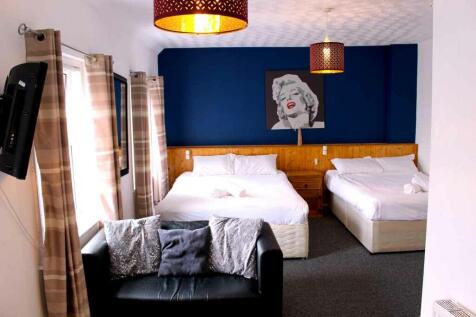 NW-820667 - Henson/Burlington West Hotel, 23 Clifton Drive, Blackpool FY4 1NT photo 3