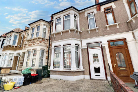 Ilford, IG2 - property photo