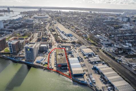 Redline Photo  Fairways House Markup2.jpg