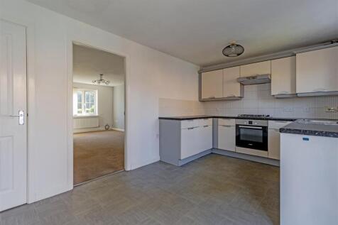 Kitchen/ Dining Room