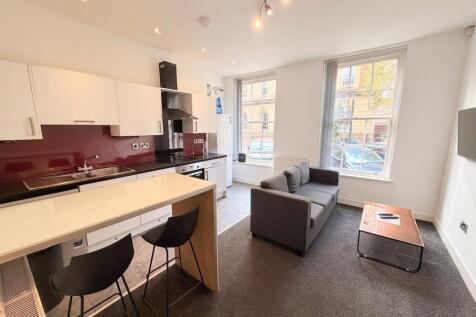 Kitchen &amp; Living Room