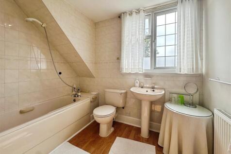 87b5ec87--4747-9FA4-DEABFB6FE5B1-29810-000027C0BAF