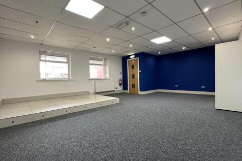 Office to rent Image 3
