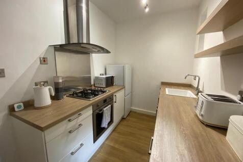 KITCHEN 1.jpg