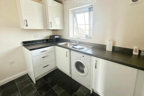 Darlaston Road, Wednesbury, West Midlands, WS10 photo 4