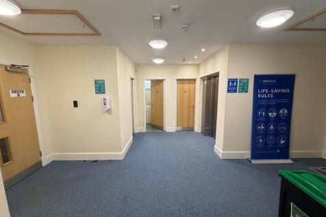 Office to rent Image 5