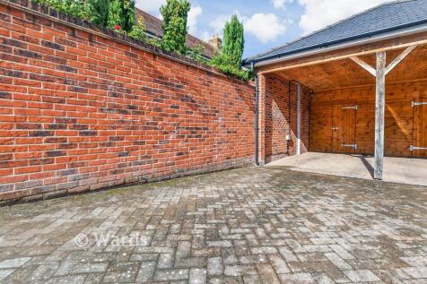 Driveway/Parking