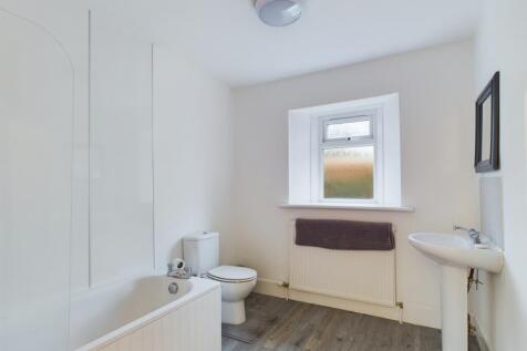 CAM03185G0-PR0066-STILL011