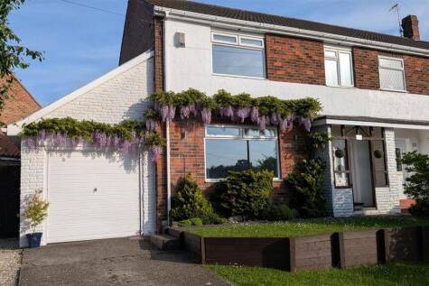 House Pic 2.jpg