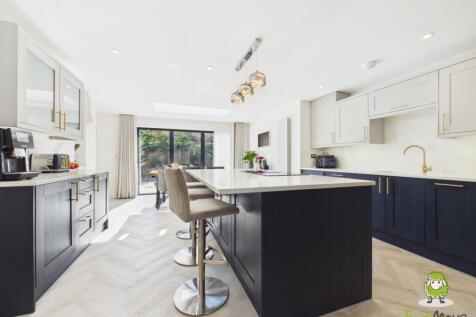EweMove Estate Agents Basingstoke