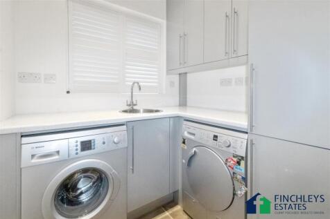 Dale Grove, London, N12 photo 3