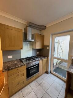 Wimborne Road BH9 2BY photo 5