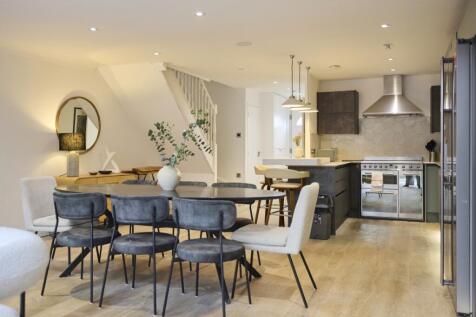 LN BAS 132_KITCHE...