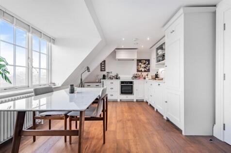 Dining Area / Kitchen