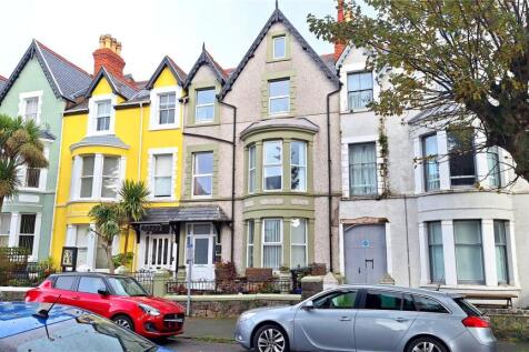 Arvon Avenue, Llandudno, Conwy, LL30 photo 2