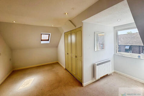 3b26e756--47DD-BC...