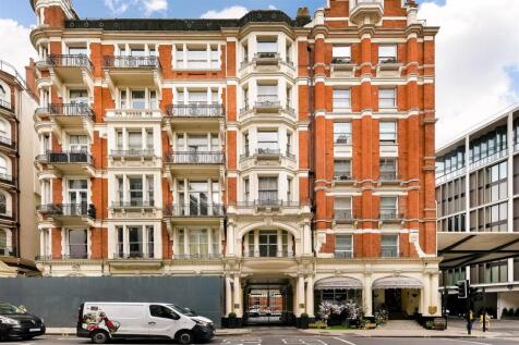Knightsbridge Luxury  Flat 30, Wellington Court (46).jpg