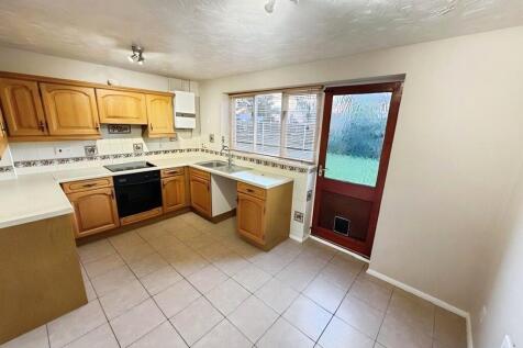 Skeggles Close, Huntingdon, PE29 photo 4
