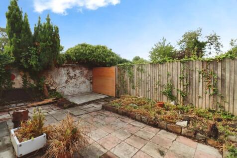 Balls Road, Oxton photo 4