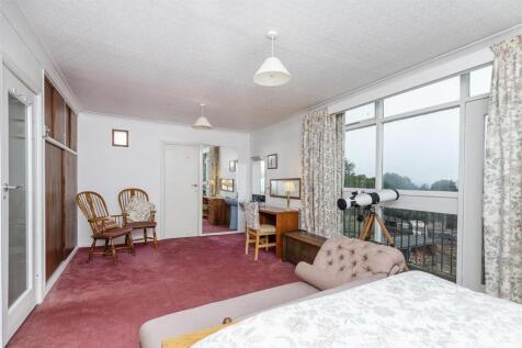 Bramleys Estate Agents - Pinfold Lane - Fixby (31)