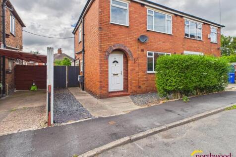 3-bed semi-detached on Albert Avenue, Stoke-on-Trent, ST3, £850/mo