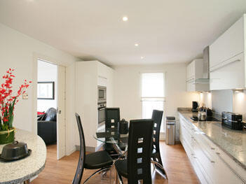 Dempsey Court 17 (09