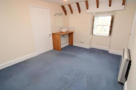 BEDROOM TWO.JPG