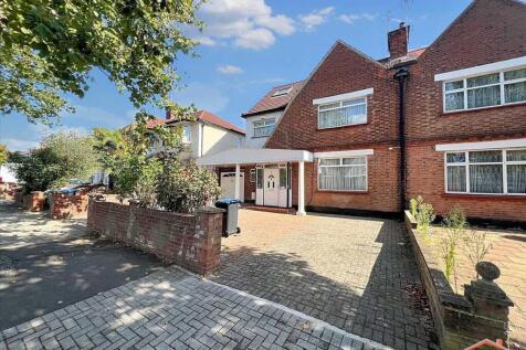 Dawson Road, Willesden Green. 5 bedroom semi-detached house for sale