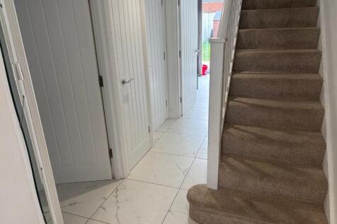 Hazel Road, Southampton, Hampshire, SO19 photo 4