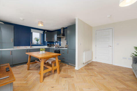 Kitchen/Dinning Area
