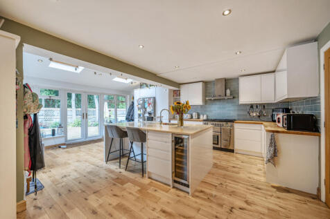 1345874568b06606ba371