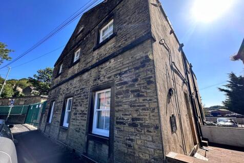 Dowker Street, Huddersfield photo 5