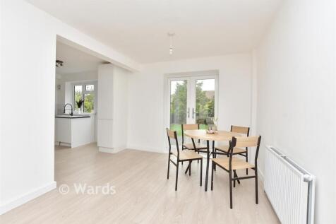 Lounge/Dining Area