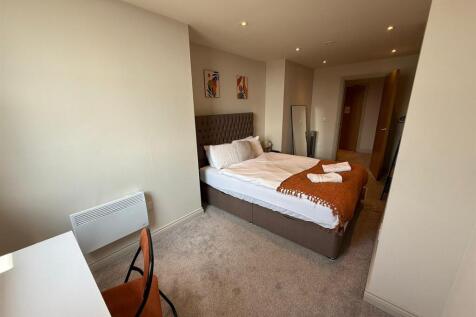 Flat 34, 53, Centenary House, North Street Leeds, LS2 8JB photo 3