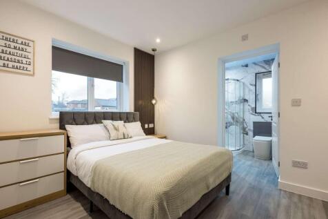 Room 1.jpg