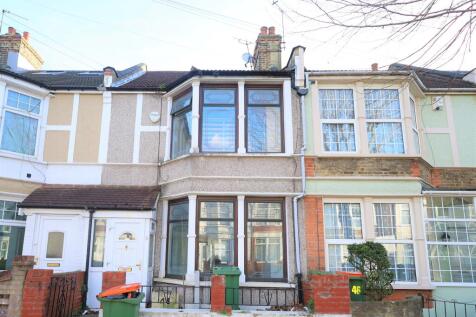 3 bedroom Terraced for rent