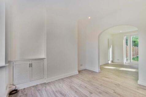 Dorset Avenue, Cheadle Hulme, Cheadle, Greater Manchester, SK8 photo 4